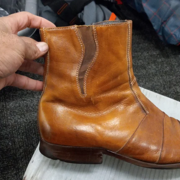 Kenneth Cole REACTION sz 14 zip up boots - Picture 4 of 17